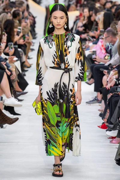 Look 26